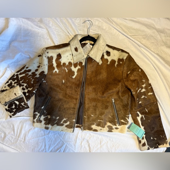 Nasty Gal Brown and Cream Patterned Bomber Jacket - Picture 2 of 10
